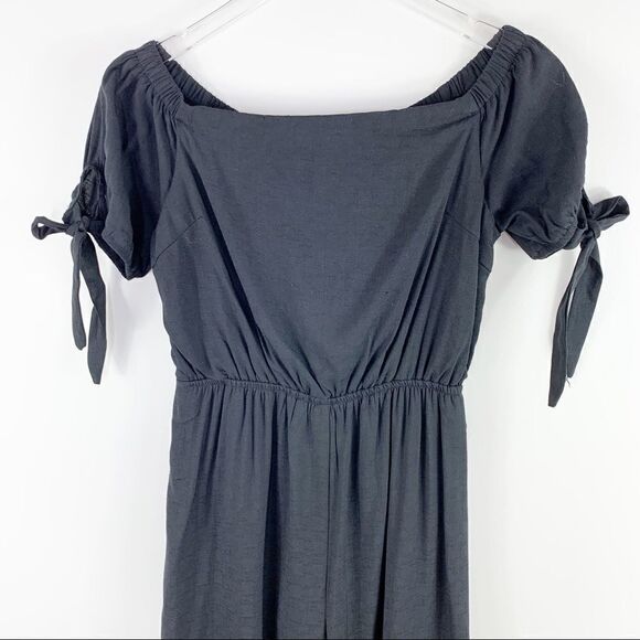 Doe & Rae Black ModCloth Wide Leg Cropped‎ Jumpsuit Sz Small - Picture 3 of 15